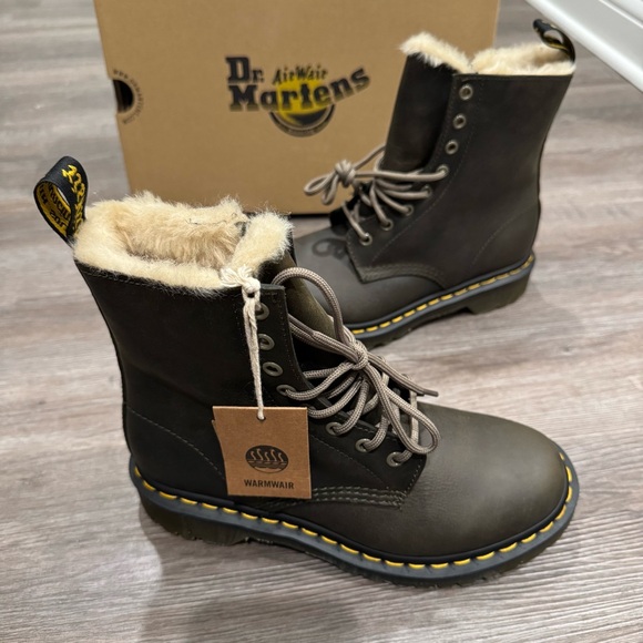 Dr Martens 1460 Serena Fur Lined DMS Olive Wyoming Leather Lace Up Combat Boots - Picture 2 of 12
